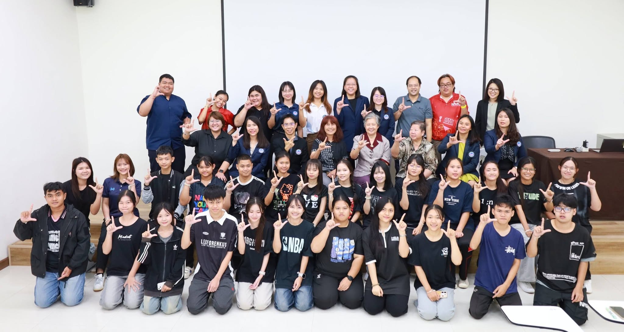 ภาพบรรยากาศวันที่สองกิจกรรมต้อนรับนักศึกษาใหม่ ✨  ในกิจกรรมวันที่ 5 มิถุนายน 2569 มีกิจกรรม
